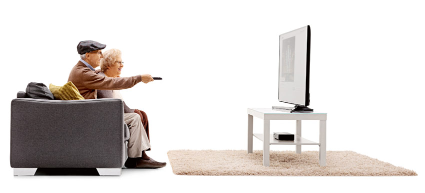 couple watching a live stream on tv