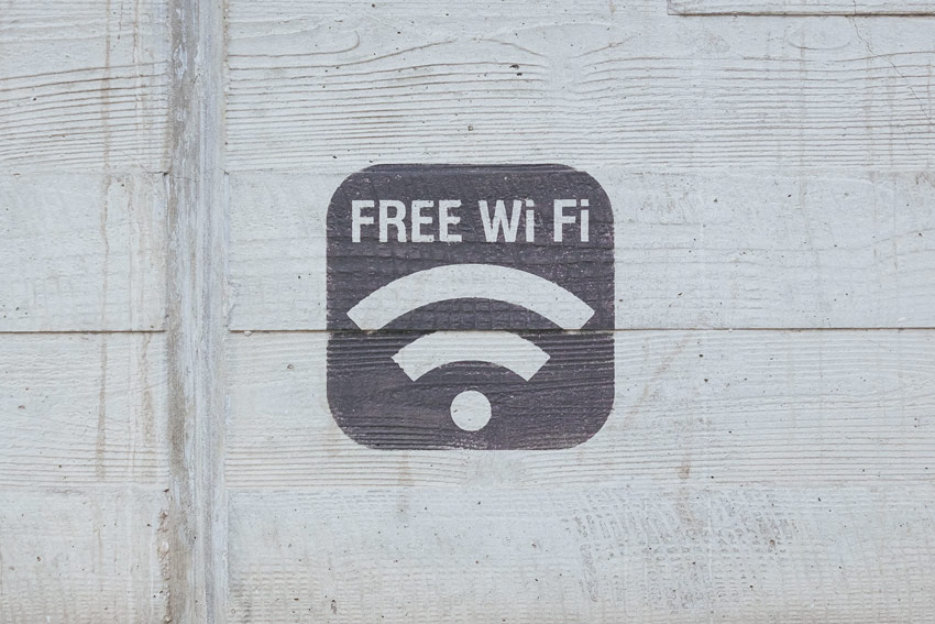 free wifi sign at a wedding venue